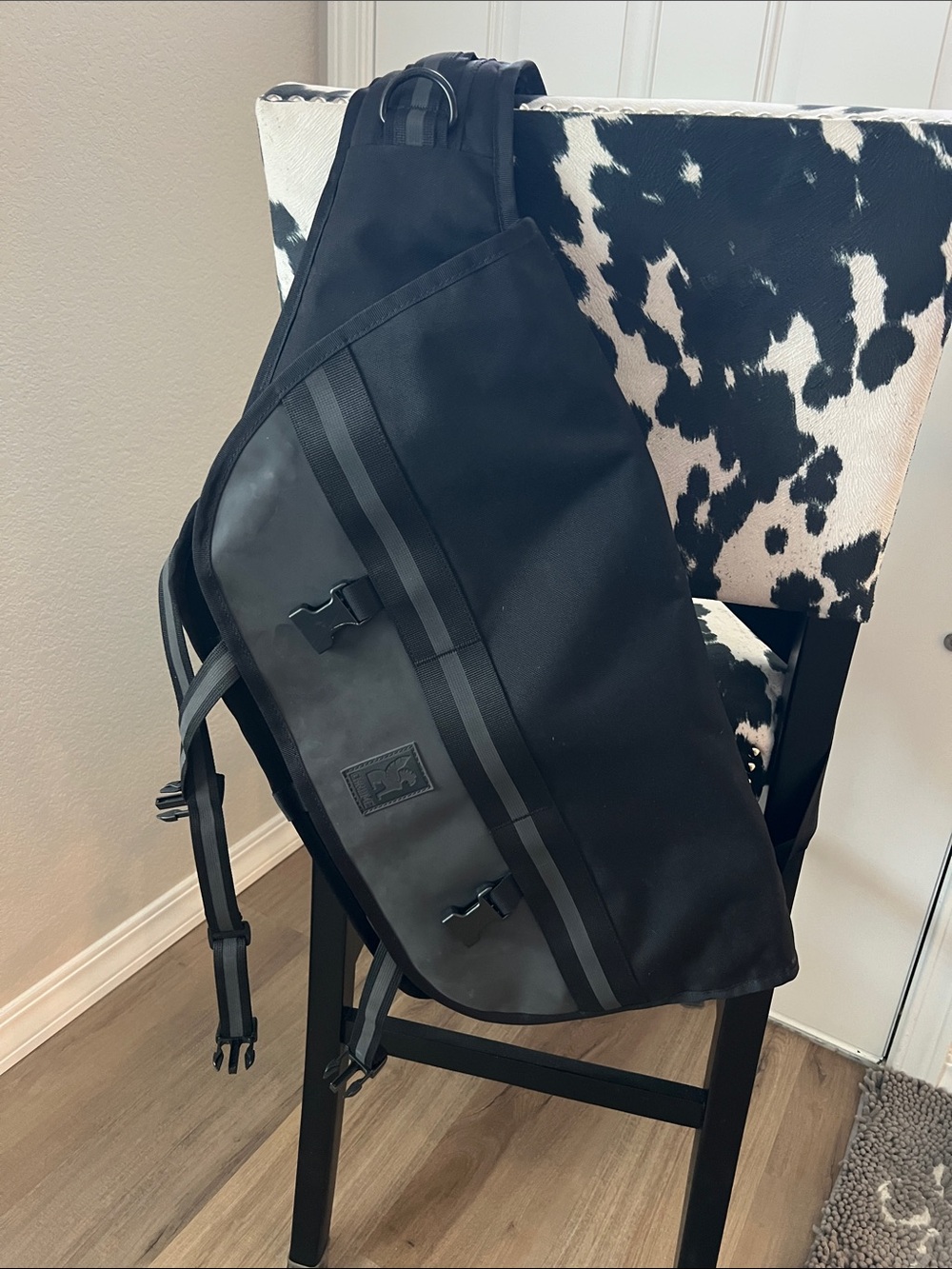 Chrome Men's Black Sling Messenger Bag - Minimal Urban Carry